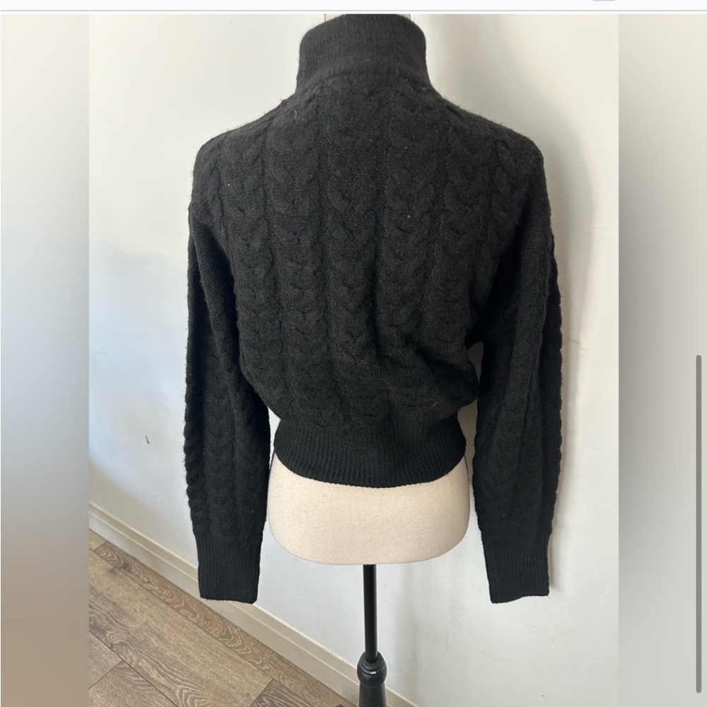 Nelly & Rose 🌹 Charcoal Grey Cable Knit Sweater -Soft ! Sz M-NWOT 🩶 - Picture 5 of 6